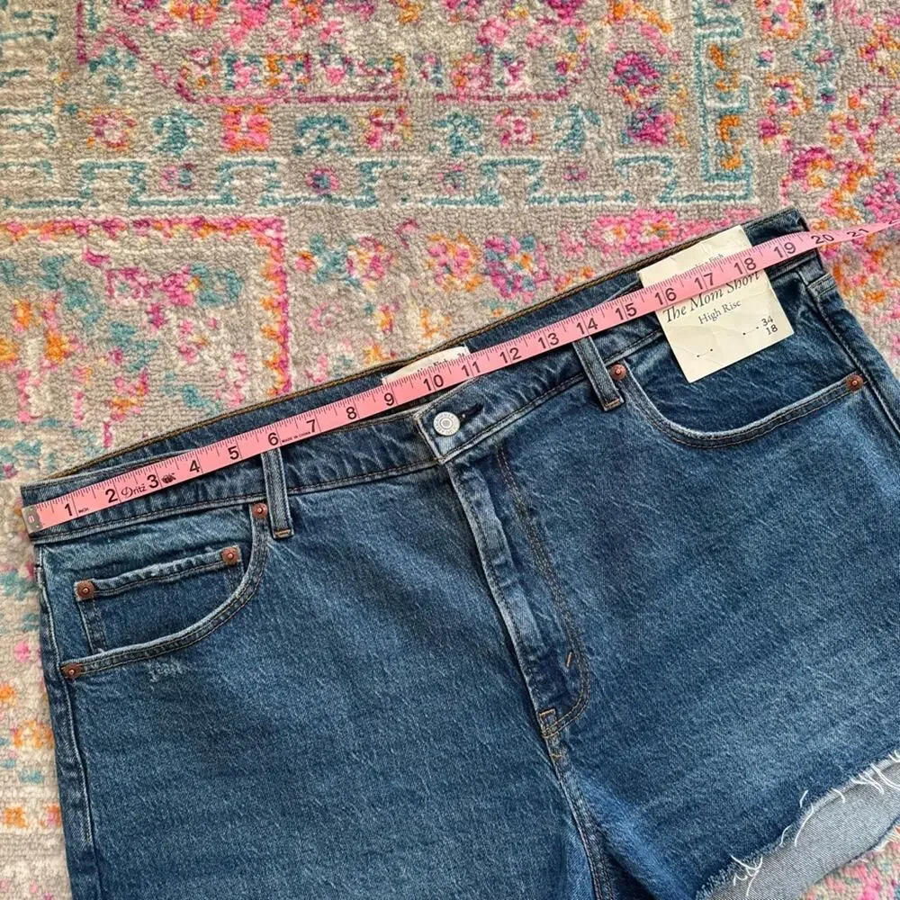 Abercrombie & Fitch High Rise Mom 2.5” Blue Raw Hem Shorts Women’s Size 34/ 18 - Picture 5 of 10